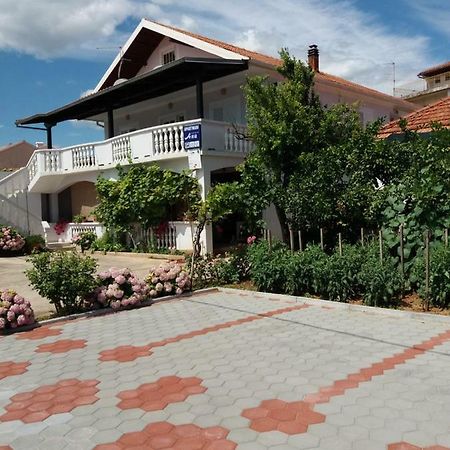 Apartmani Ana Bibinje Extérieur photo