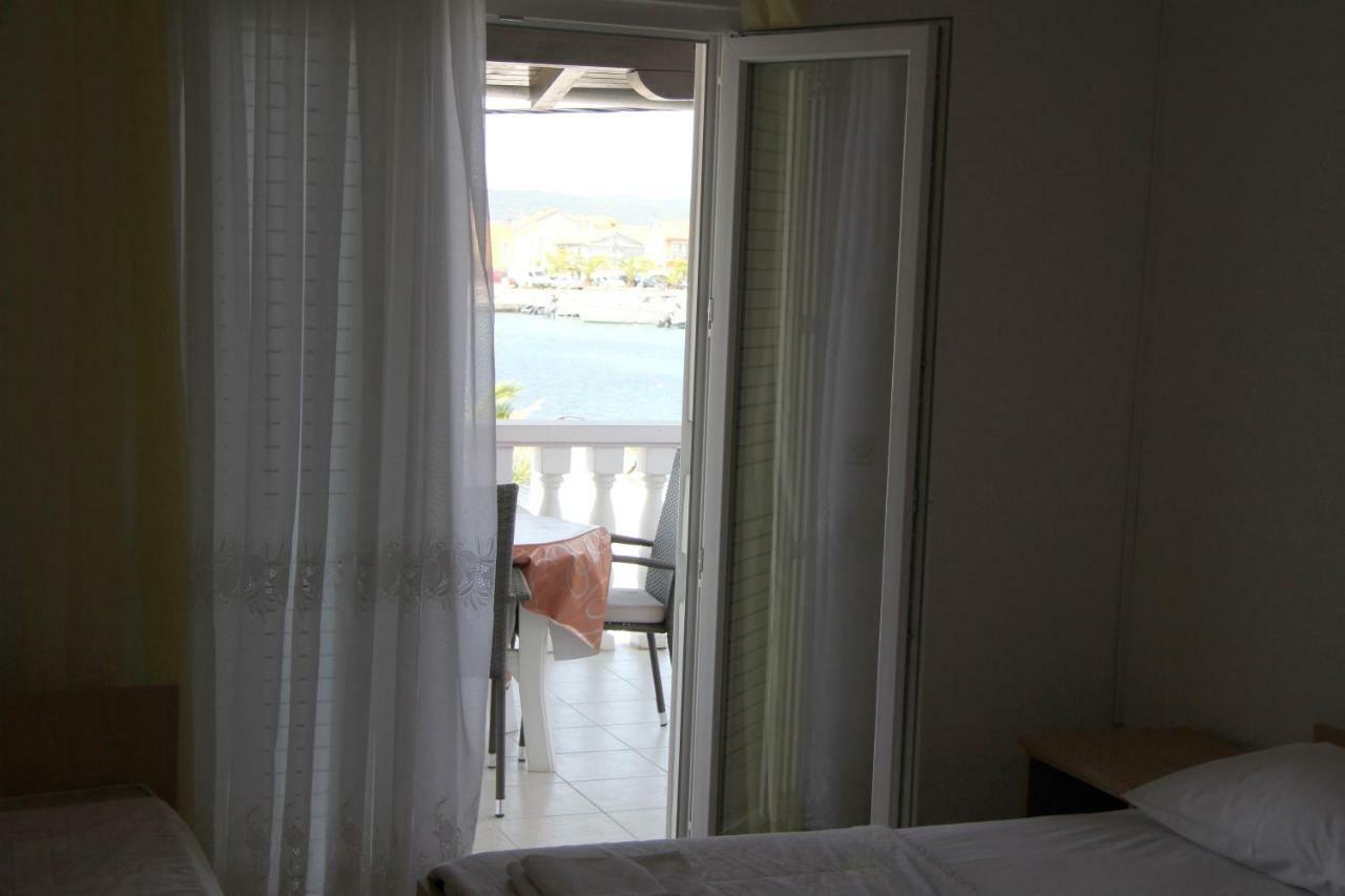 Apartmani Ana Bibinje Extérieur photo